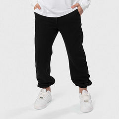 Plain regular fit sweatpants by Pompelo
