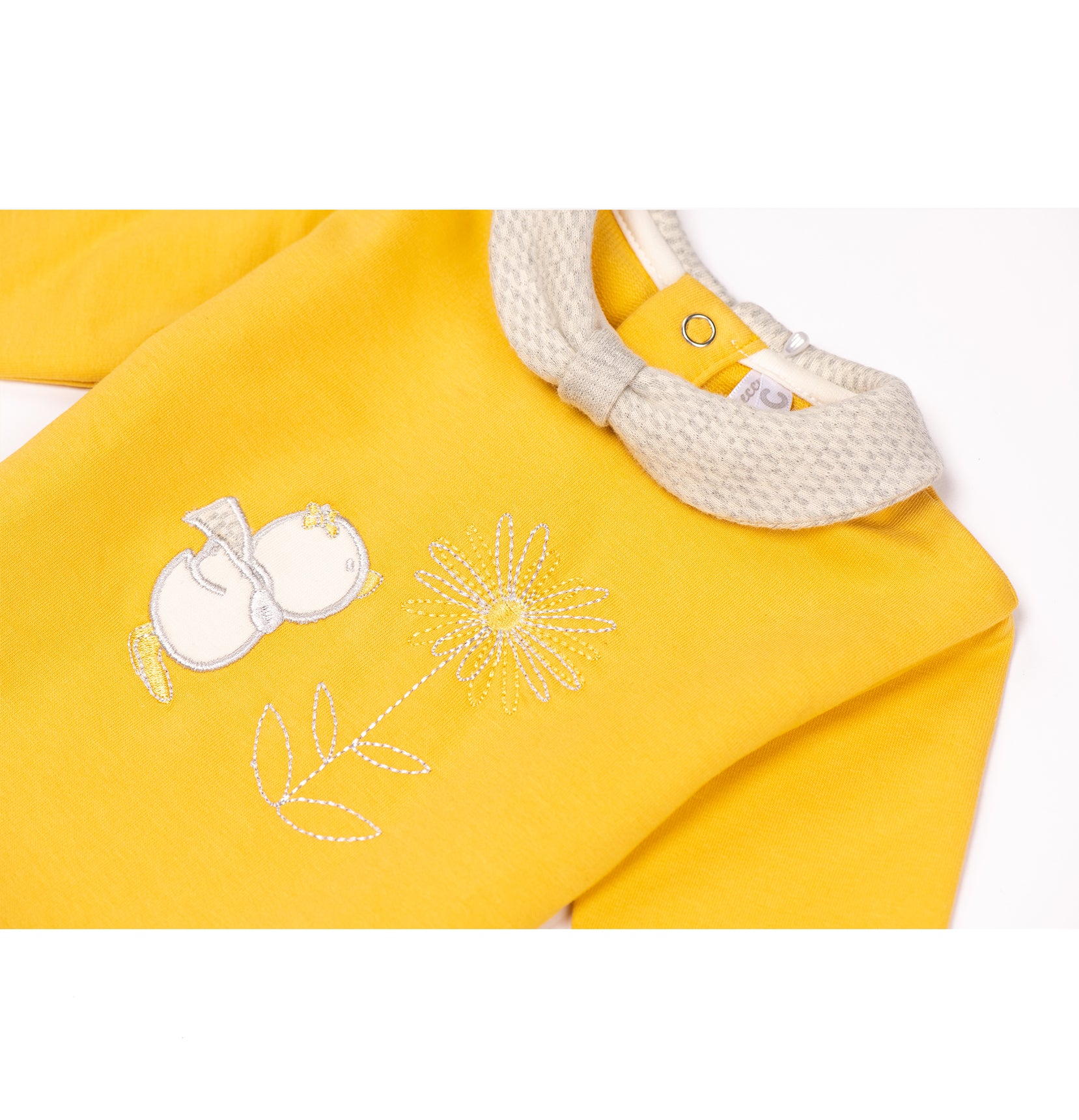Cool long sleeve baby girl top by Pompelo